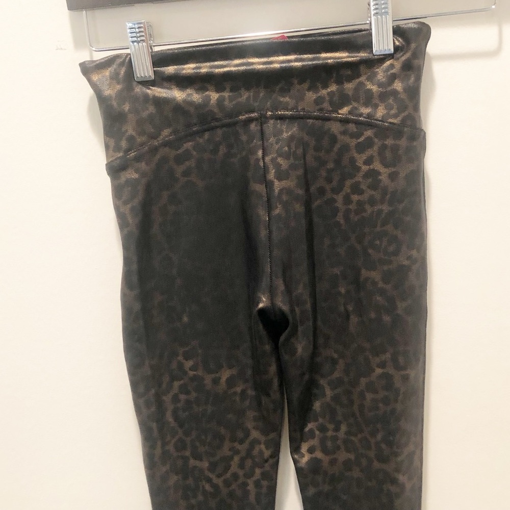 Spanx faux leather leopard leggings size small - Picture 3 of 7